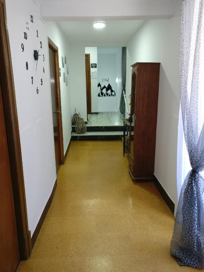 Albergue Vintecatro Caldas De Reis Esterno foto